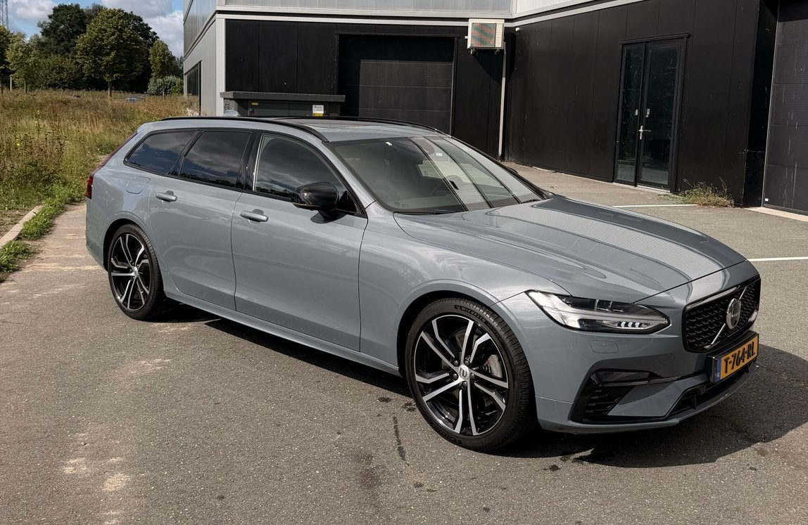 Volvo V90 T6 Recharge R-design (Pano,HUD,360,memory,standk.), Auto's, Automaat, Dealer onderhouden, Startonderbreker, V90