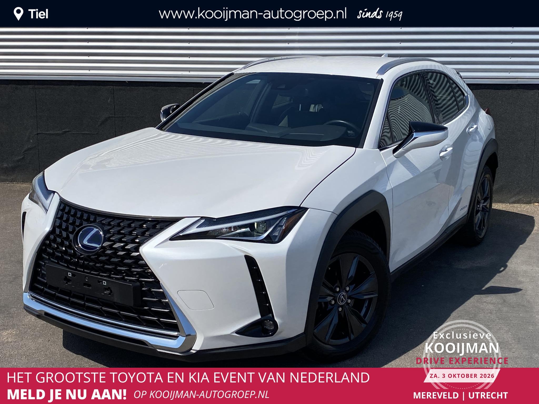 Lexus UX 250h Comfort Business Apple Carplay en/of Android a, Auto's, Stof, Gebruikt, 4 cilinders, Wit