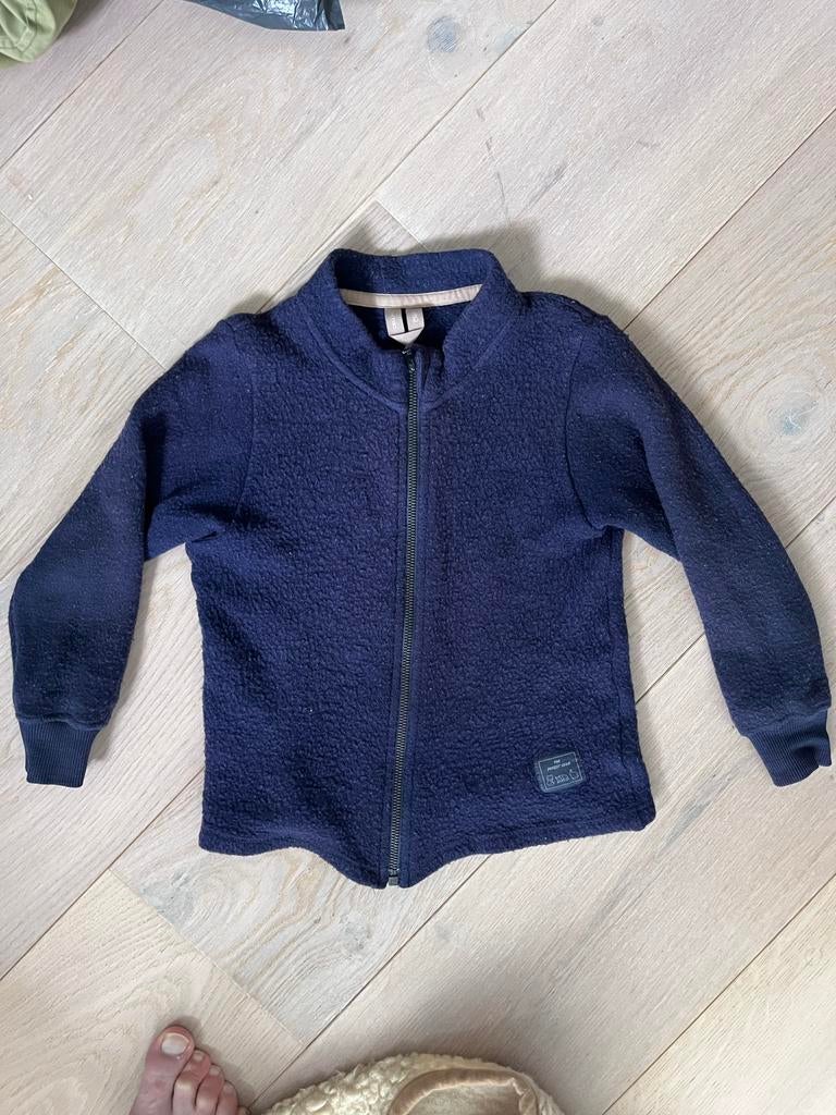 Wollen vestje Dilling maat 110/116, Ophalen, Zo goed als nieuw, Jongen of Meisje, Trui of Vest