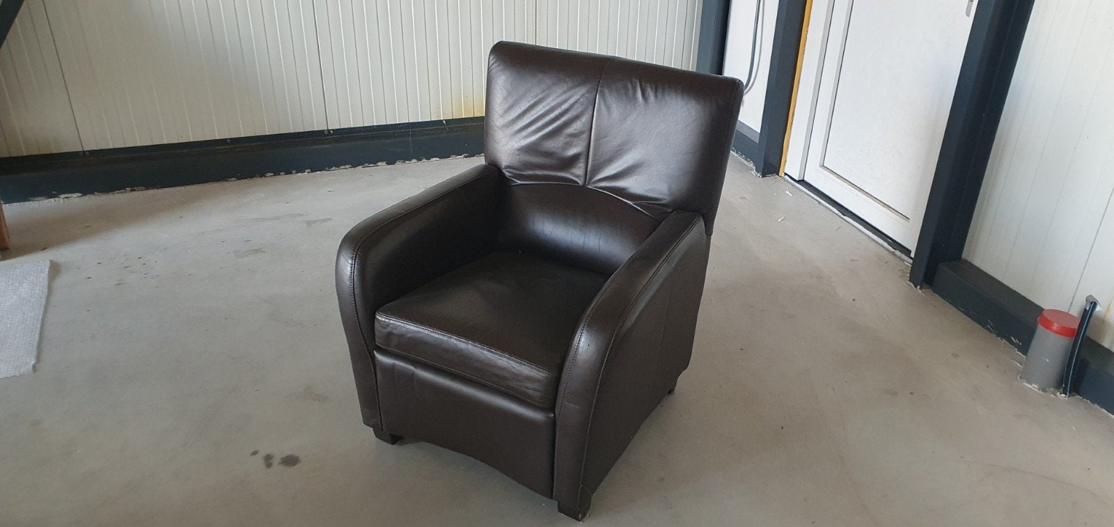 Gebruikte leren fauteuil - Comfortabel en stijlvol, Ophalen, Gebruikt, Klassiek, Tijdloos, 75 tot 100 cm