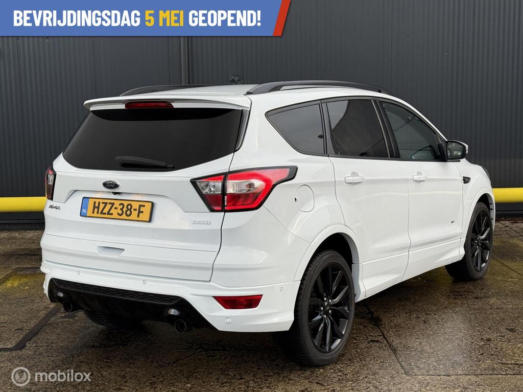 Ford Kuga 1.5 EcoBoost ST Line AWD | PANO | AUTOMAAT, Automaat, Euro 6, 4 cilinders, Wit