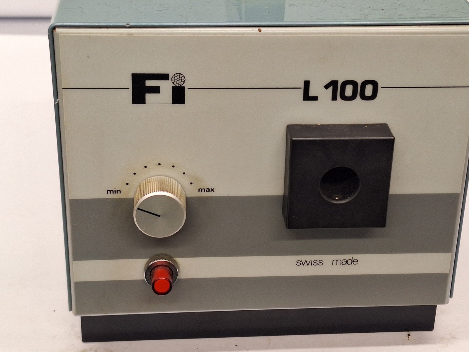 Fi L100 Zwitserse fiber Lichtbron voor Optische Toepassing, Ophalen of Verzenden