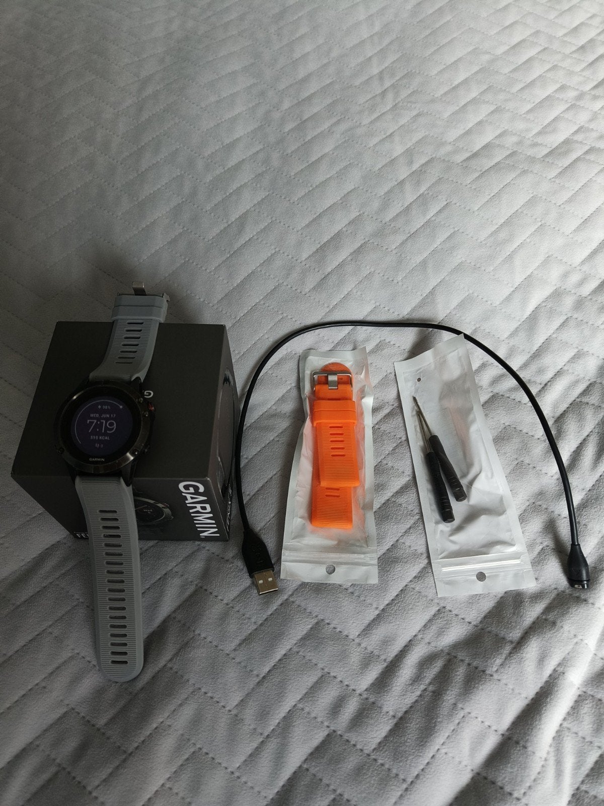 Garmin Fenix 5 GPS Smartwatch - Goede staat + accessoires, Garmin, Ophalen of Verzenden, Zo goed als nieuw, Waterdicht