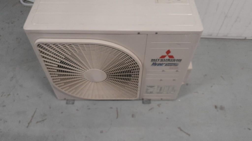 TE KOOP MITSUBISHI HEAVY INDUSTRIE AIRCO CASSETTE, Ophalen, Timer, 3 snelheden of meer, 100 m³ of groter