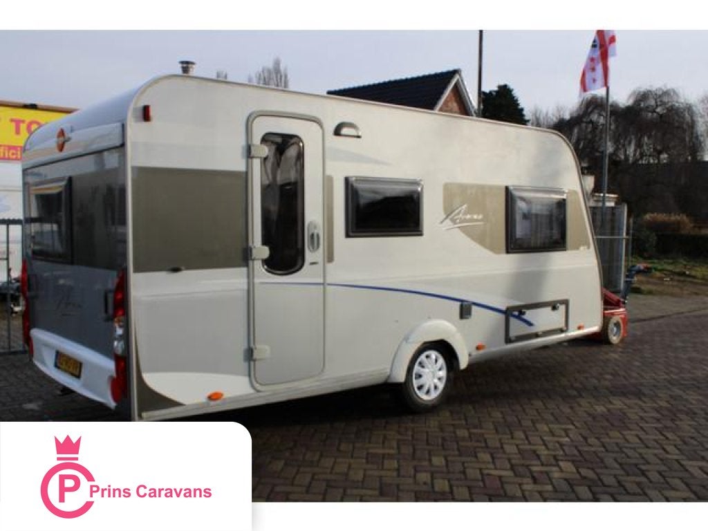 Bürstner Averso 450 Frans Bed en Rondzit, Caravans en Kamperen, Caravans, Schokbreker, Bedrijf, 750 - 1000 kg, Bürstner
