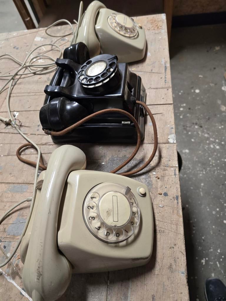 1x hangtelefoon,2xptt model telefoon vintage, Ophalen of Verzenden