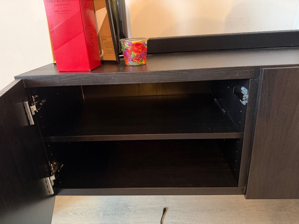 3 deurs zwart zwevende ikea tvmeubel besta, Ophalen, Gebruikt, 150 tot 200 cm, Eikenhout