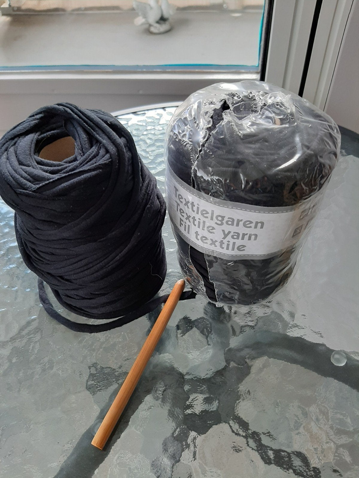 textiel garen zwart 2 bollen, Ophalen, Nieuw, Breien of Haken