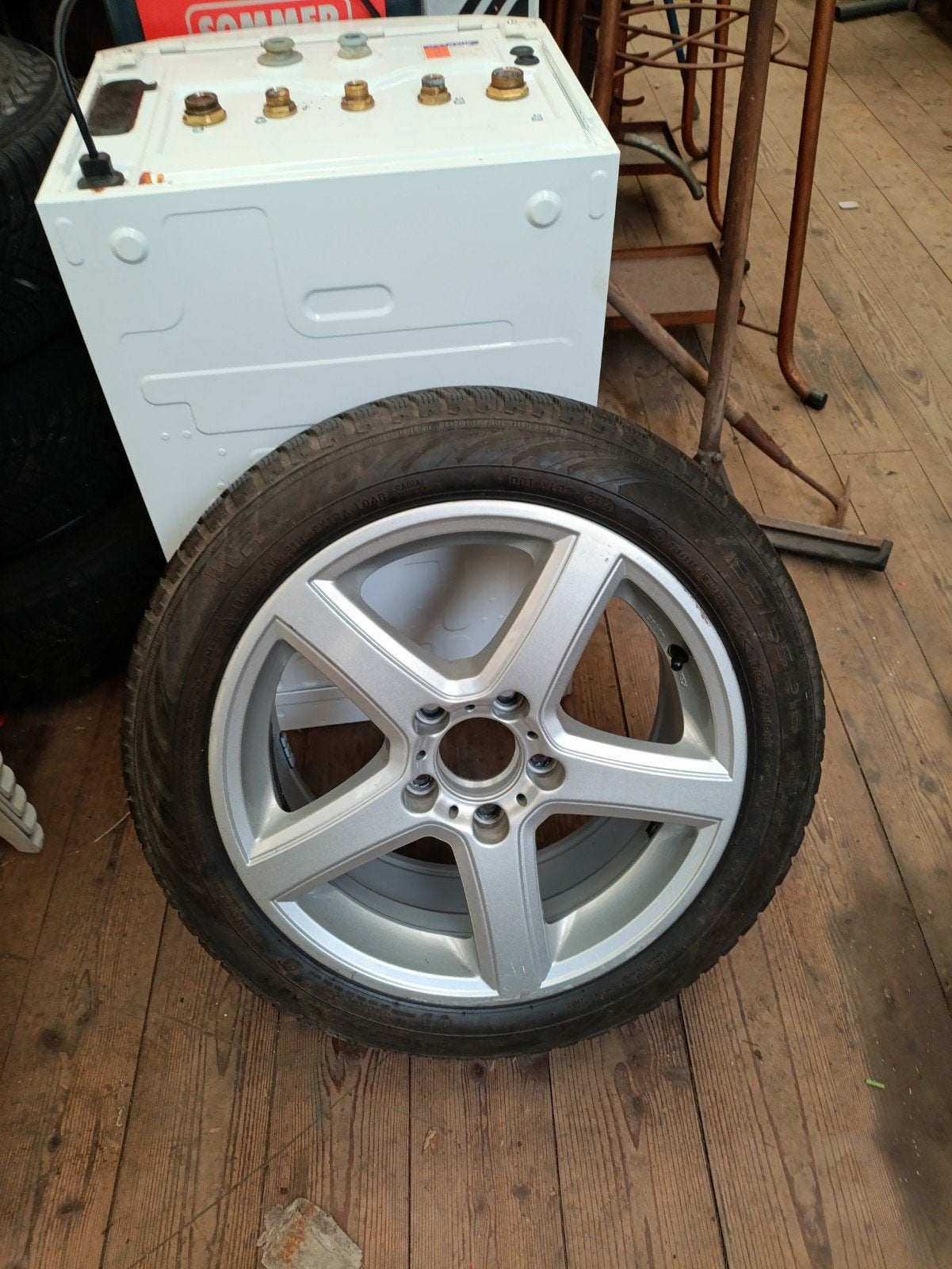 Mercedes A-Klasse W169 Velgen met All-Season Banden, Ophalen, Gebruikt, 16 inch, Banden en Velgen