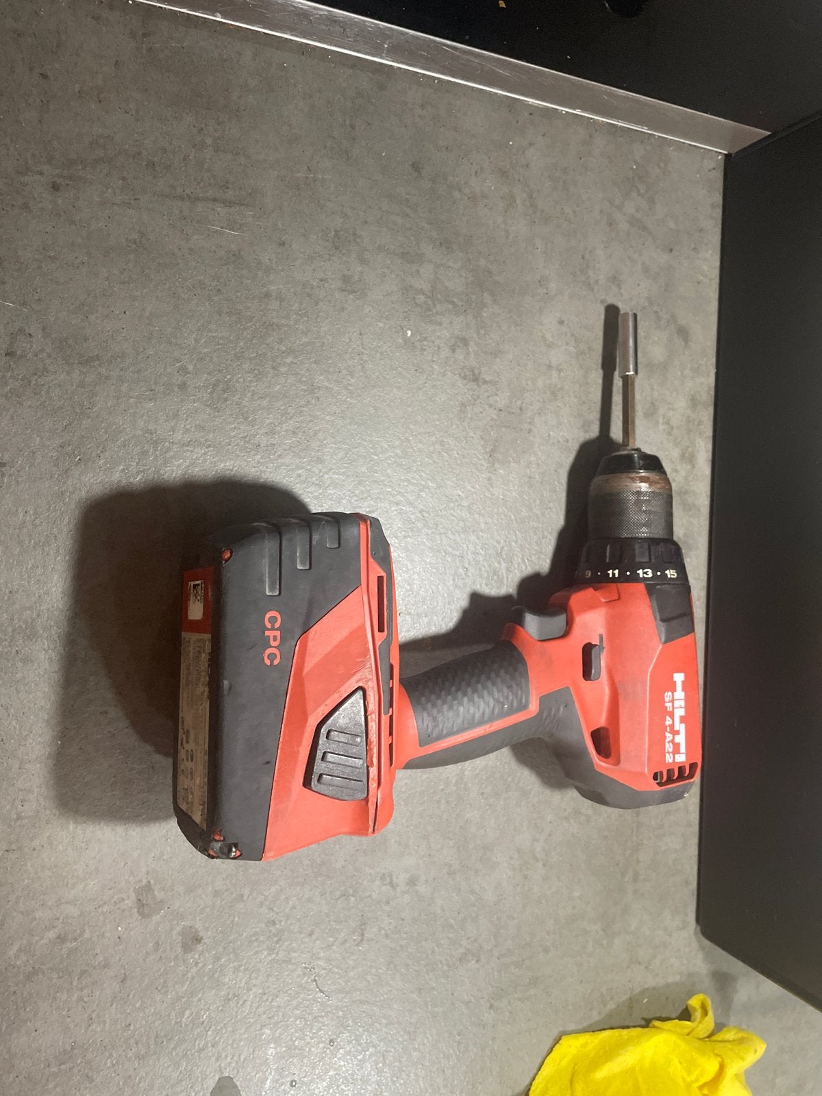 Hilti Boor- en Schroefmachine SF 4-A22 met accu, Ophalen, Variabele snelheid, Boor- en Schroefmachine, Gebruikt