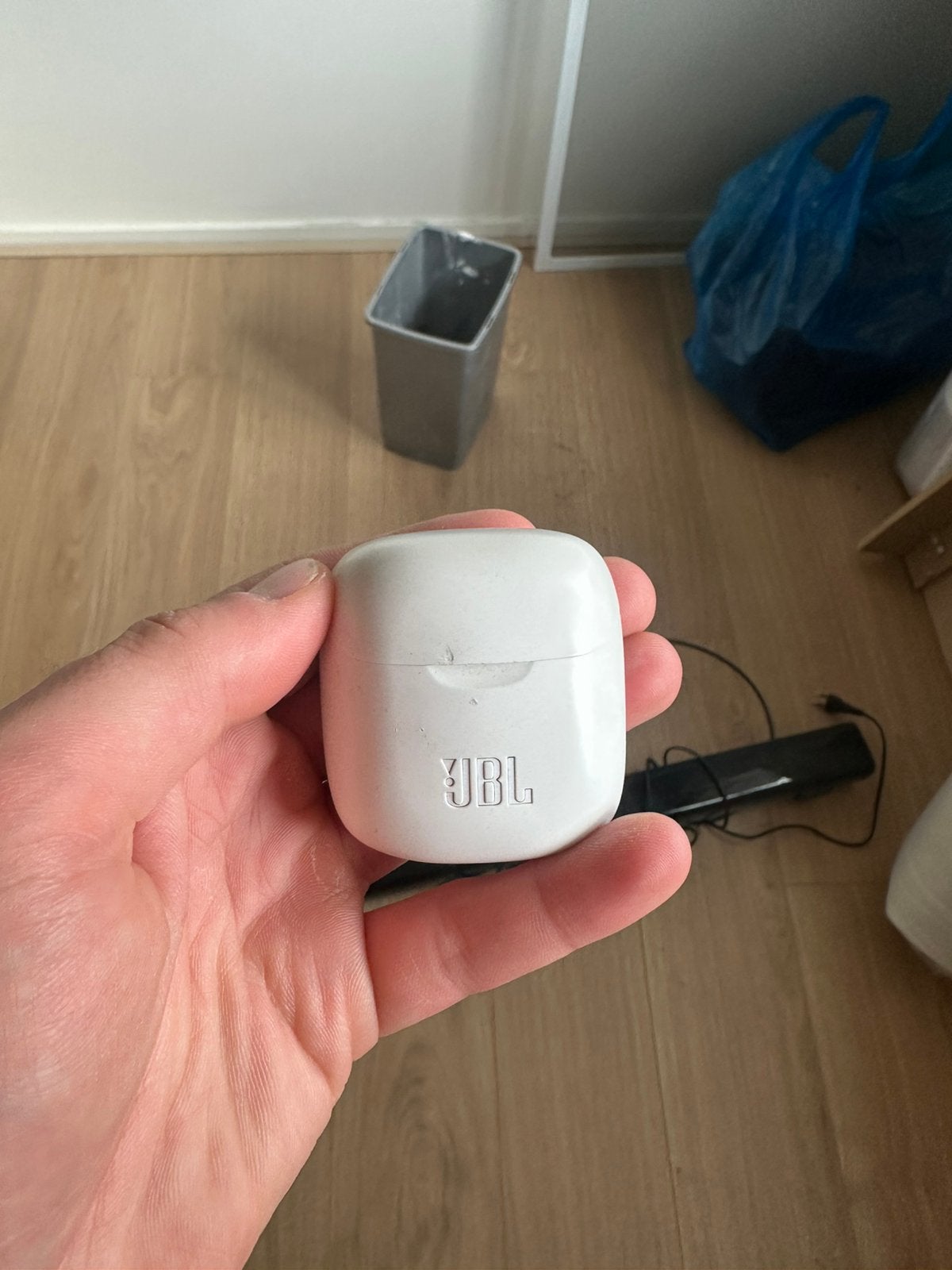 Draadloze jbl oortjes, Ophalen, Zo goed als nieuw