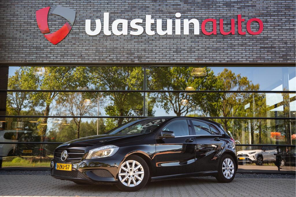 Mercedes-Benz A-Klasse 180 Ambition , Led, Cruise control, N, Auto's, Voorwielaandrijving, Gebruikt, 4 cilinders, Leder en Stof
