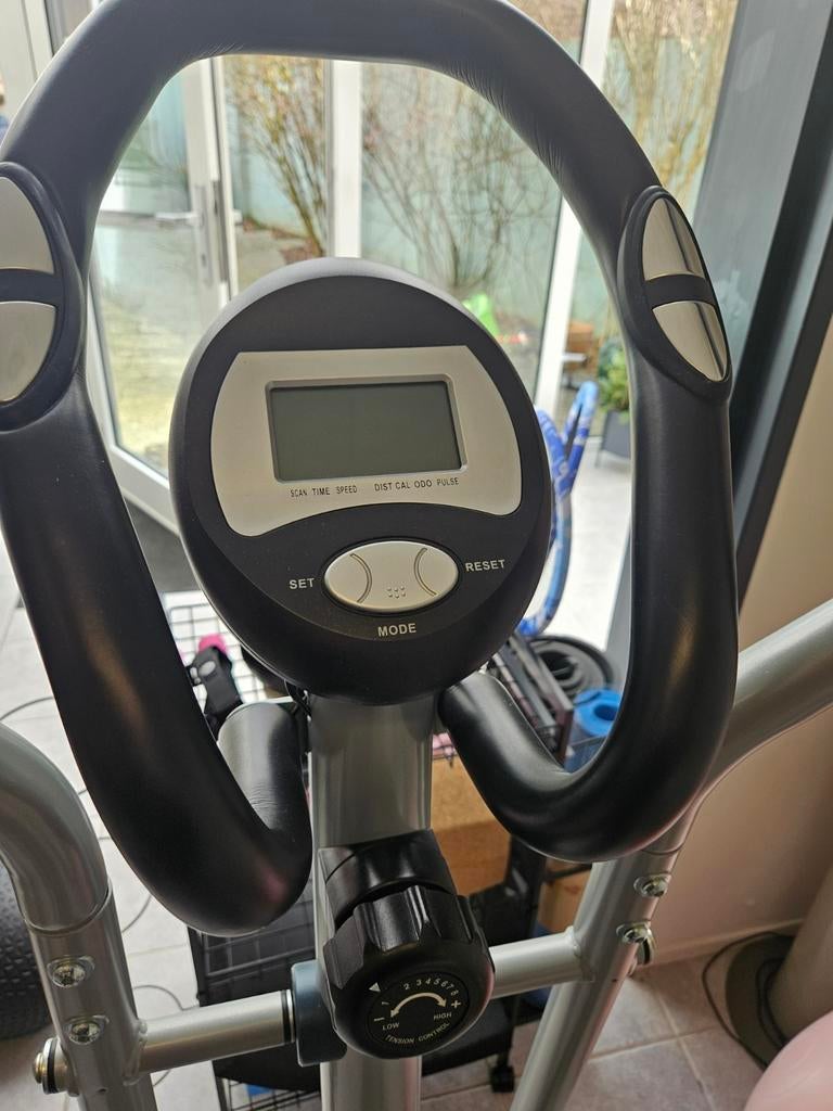 Crosstrainer - Zo goed als nieuw, Ophalen of Verzenden, Zo goed als nieuw, Crosstrainer
