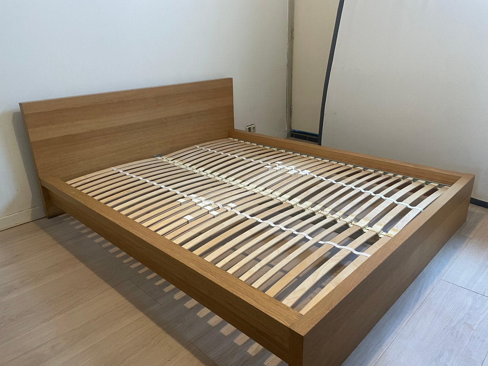 Bed frame, Ophalen, Tweepersoons, 140 cm, Zo goed als nieuw