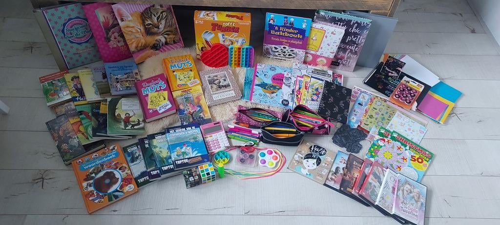 Groot leuk pakket, zie omschrijving., Ophalen, Gebruikt, Jongen of Meisje
