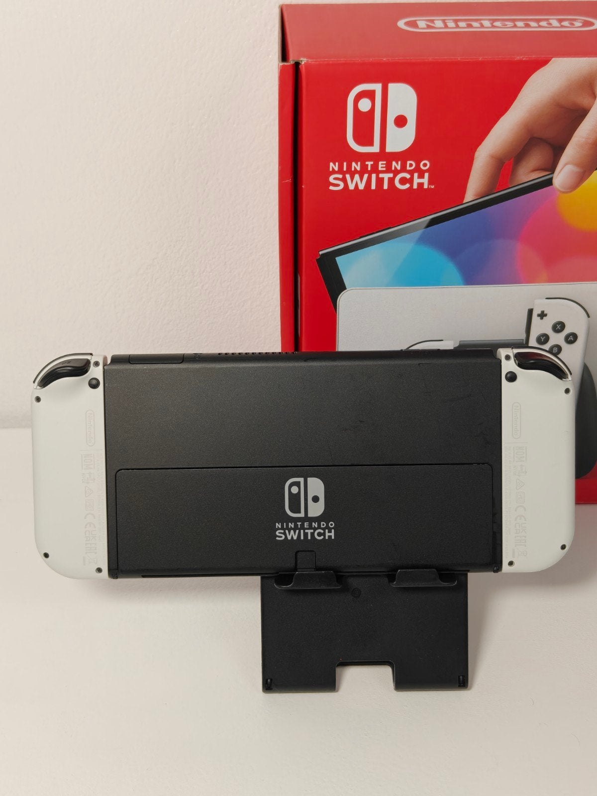 Nintendo Switch OLED, Overige genres, 11-1 Hokotate-cho, Kamitoba, Minami-ku, Kyoto 601-8501, Japan, Ophalen of Verzenden, Zo goed als nieuw