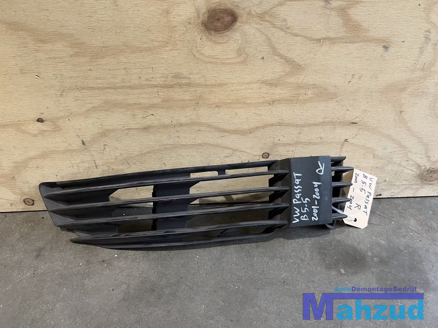 VW PASSAT 3B3 b5.5 rechts bumper rooster grille 2000-2005, Gebruikt, Volkswagen, Volkswagen AG, Bumper