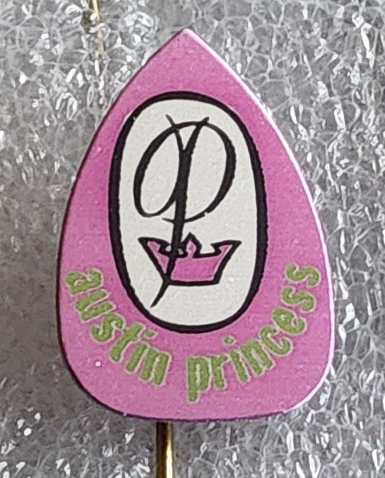 Vintage Austin Princess Speldje - Roze, Ophalen of Verzenden, Gebruikt, Merk, Speldje of Pin