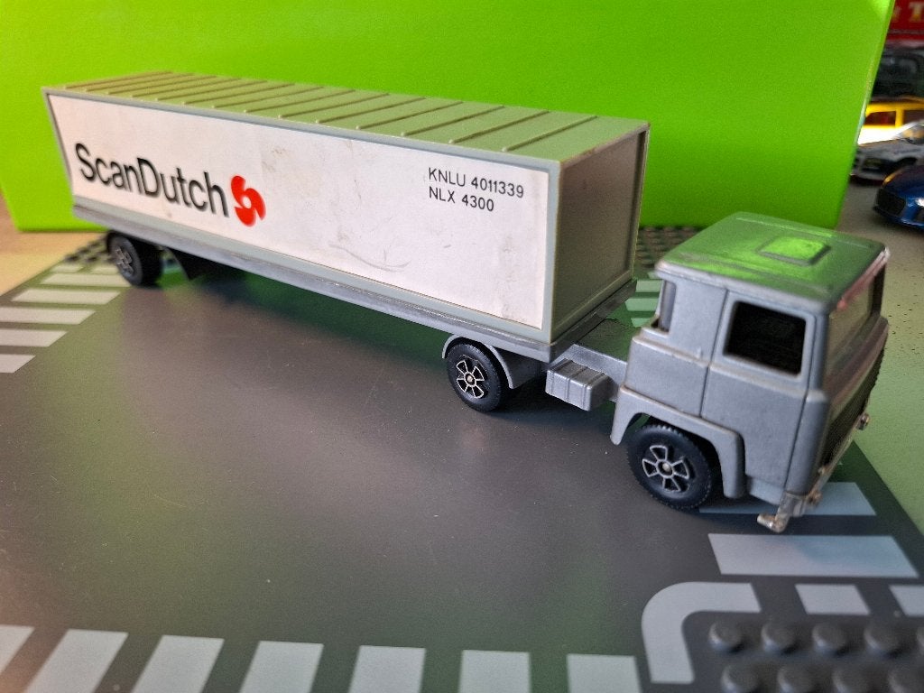 Playart - Scania 141 ScanDutch Truck [grijs] 1/60, Hobby en Vrije tijd, Modelauto's | Overige schalen, Ophalen of Verzenden, Gebruikt