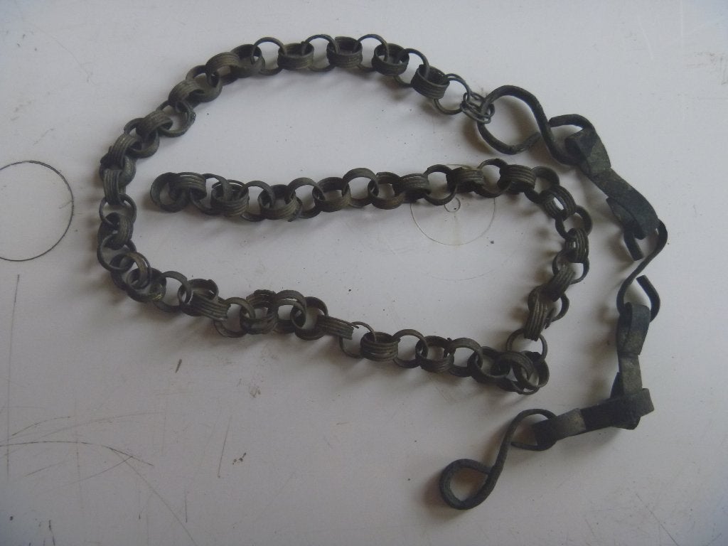 Bodemvondst.Gevlochten ketting. Middeleeuws, Ophalen of Verzenden