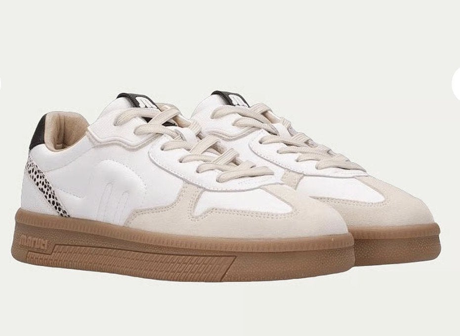 Maruti sneaker model Yale maat 39, Kleding | Dames, Schoenen, Wit, Ophalen of Verzenden, Sneakers of Gympen, Zo goed als nieuw