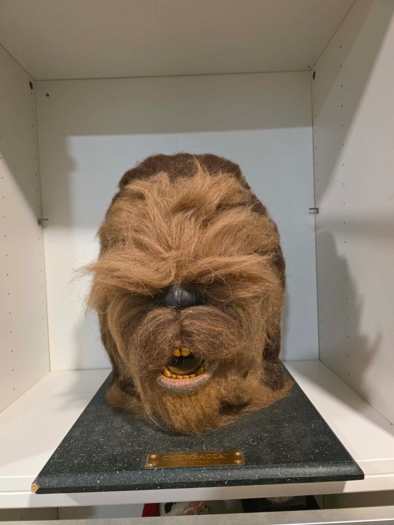 Chewbacca Head Mask Bust 1996 Illusive Concept Star Wars !!!, Ophalen, Zo goed als nieuw, Beeldje of Buste