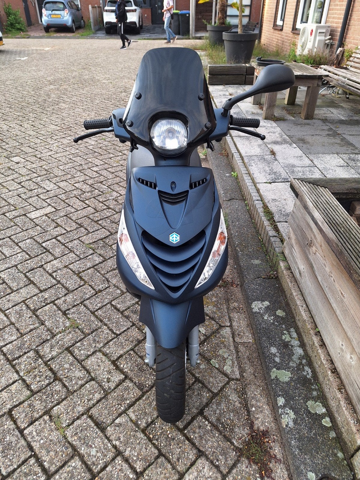 Piaggio Zip Snor Scooter - lage km stand, Ophalen, Piaggio, Gebruikt, Benzine