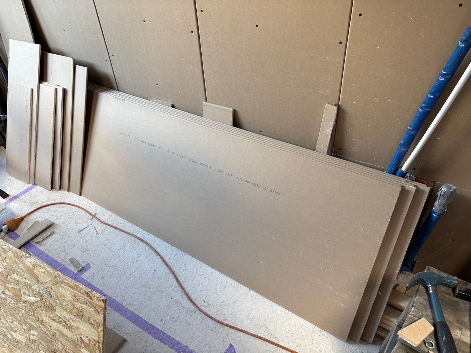 6x Stucplaten 200x60cm 9,5 mm + rest, Ophalen, Nieuw, Overige materialen, Minder dan 20 mm