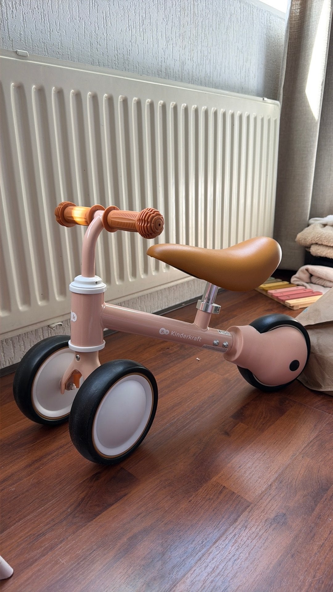 Kinderkraft loopfietsje, Ophalen, Zo goed als nieuw, Loopfiets