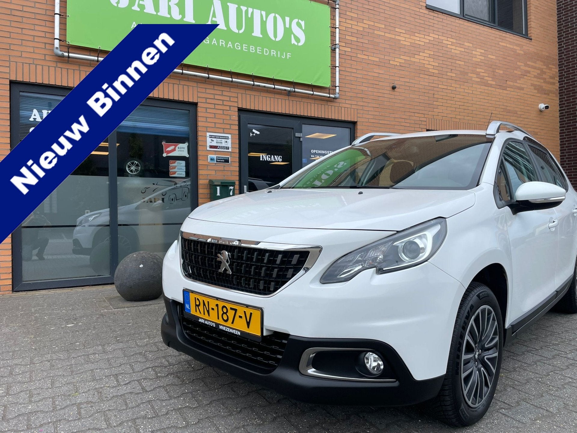 Peugeot 2008 1.2 PureTech Active NIEUWE RIEM ! (bj 2018), Auto's, Peugeot, Bedrijf, Te koop, ABS, Airbags, Airconditioning, Alarm