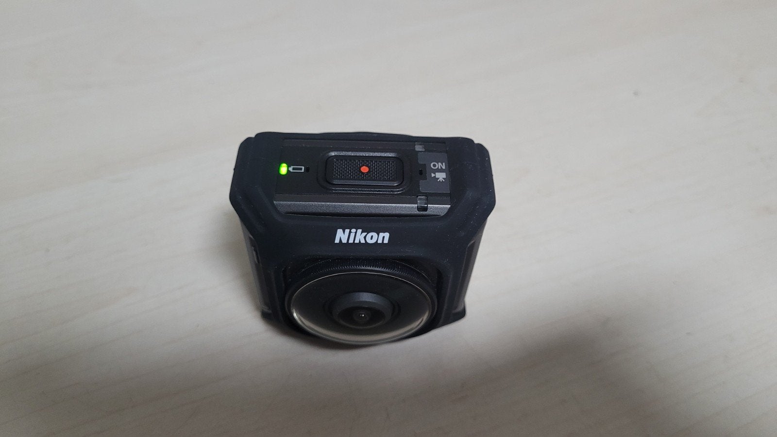 Nikon KeyMission 360 Action Camera Compleet met accessoires, Ophalen of Verzenden, Zo goed als nieuw
