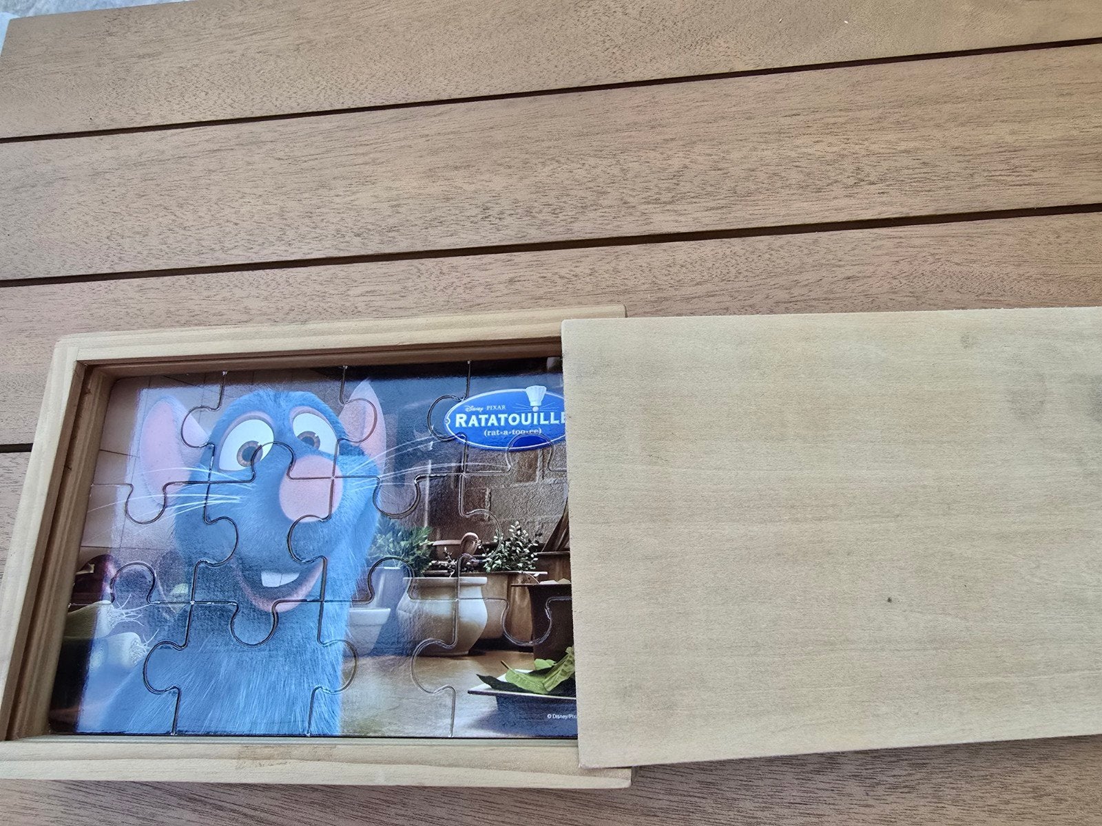 Prachtige houten Disney Pixar Ratatouille puzzel (Frajodis), Verzamelen, Disney, Ophalen of Verzenden, Overige figuren, Overige typen