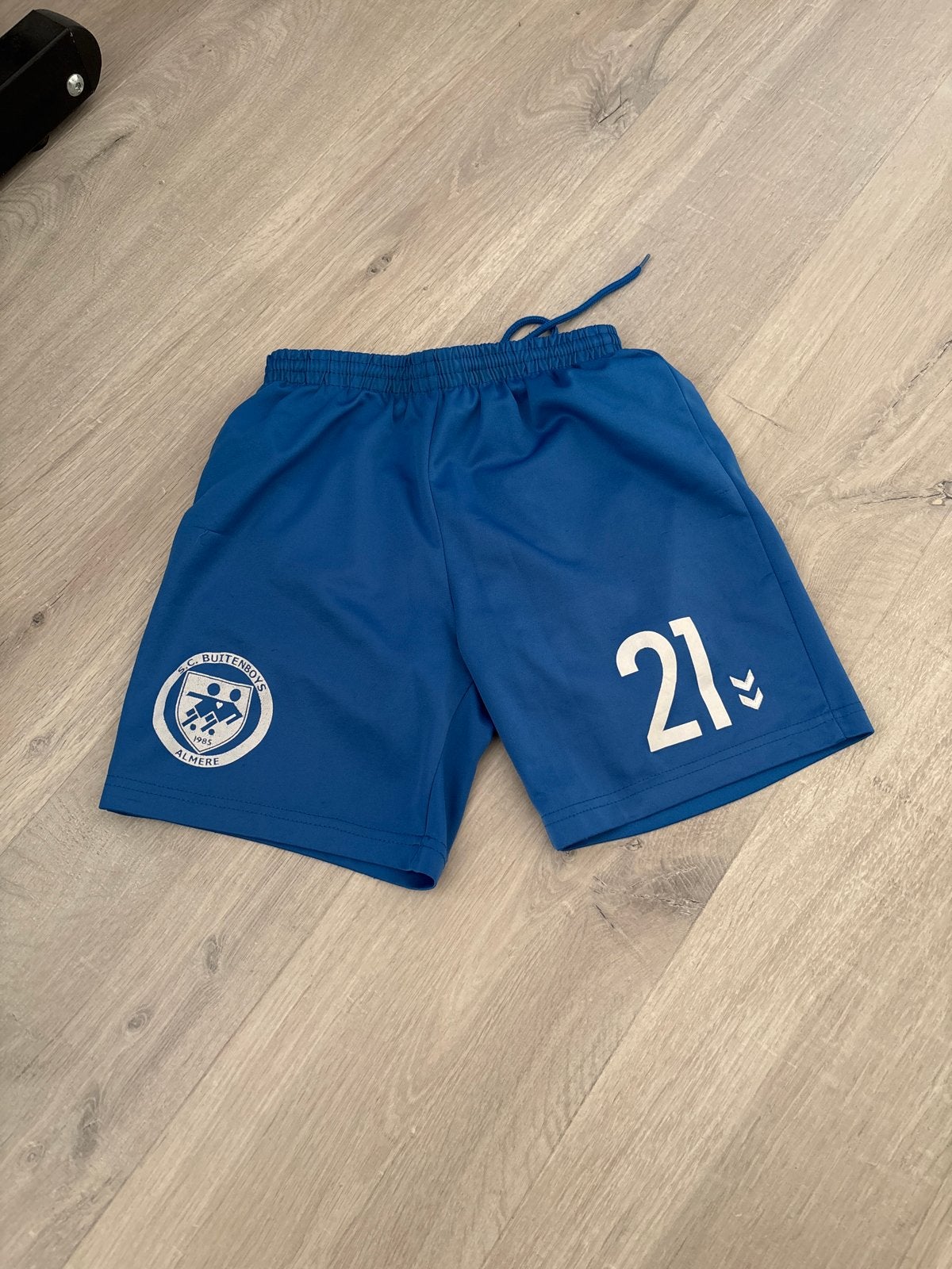 Korte broek SC Buitenboys maat 140/152, Ophalen, Gebruikt, Jongen of Meisje, Sport- of Zwemkleding