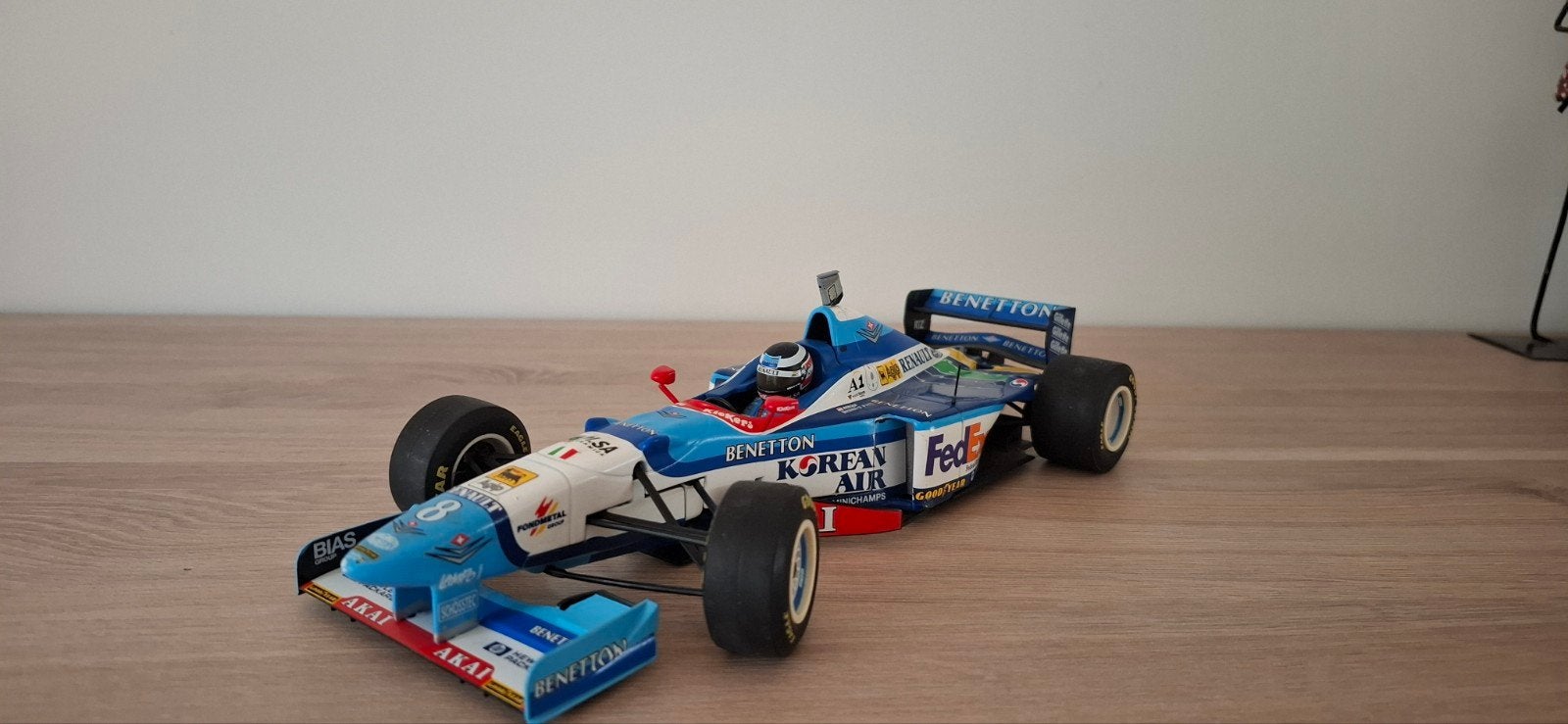 Minichamps Benetton Renault B197 1:18 Gerhard Berger, Hobby en Vrije tijd, Modelauto's | 1:18, Ophalen of Verzenden, Zo goed als nieuw