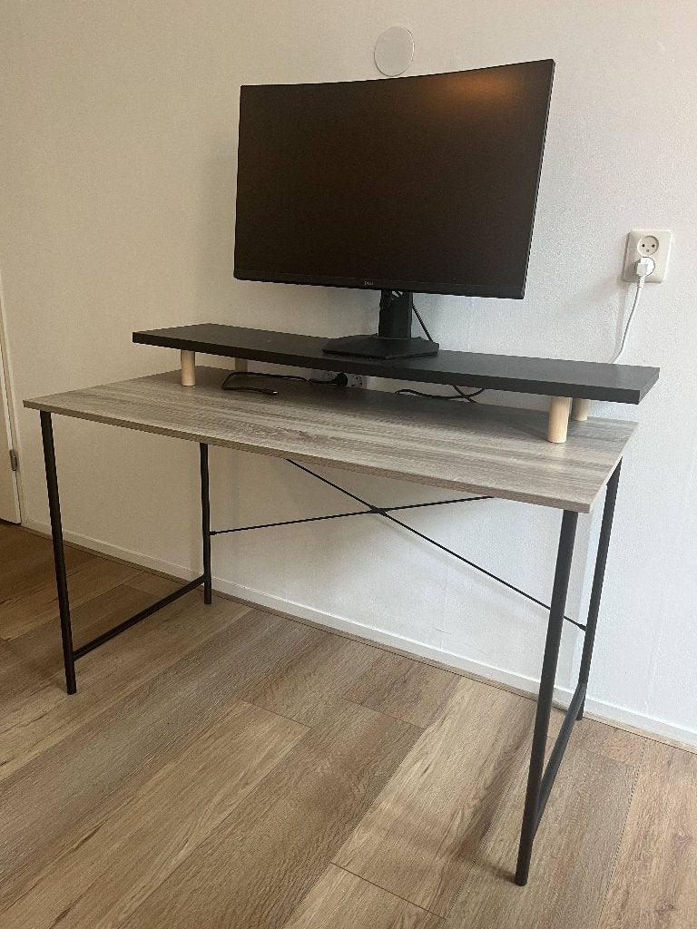Bureau JYSK VANDBORG 120x60 + monitor verhoger (IKEA), Ophalen, Demontabel, 120 cm, Spaanplaat of MDF