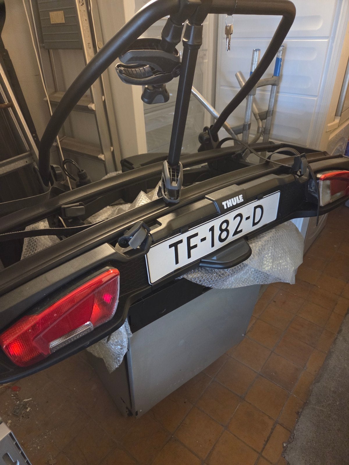 Thule VeloSpace XT 2 fietsendrager voor trekhaak, Ophalen of Verzenden, Zo goed als nieuw, 2 fietsen, Trekhaakdrager