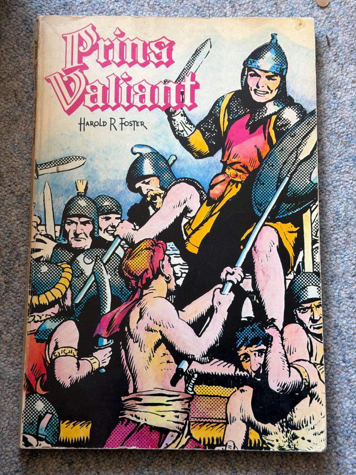 Prins Valiant - Harold R. Foster - Vintage Stripboek, Eén stripboek, Ophalen of Verzenden, Gelezen