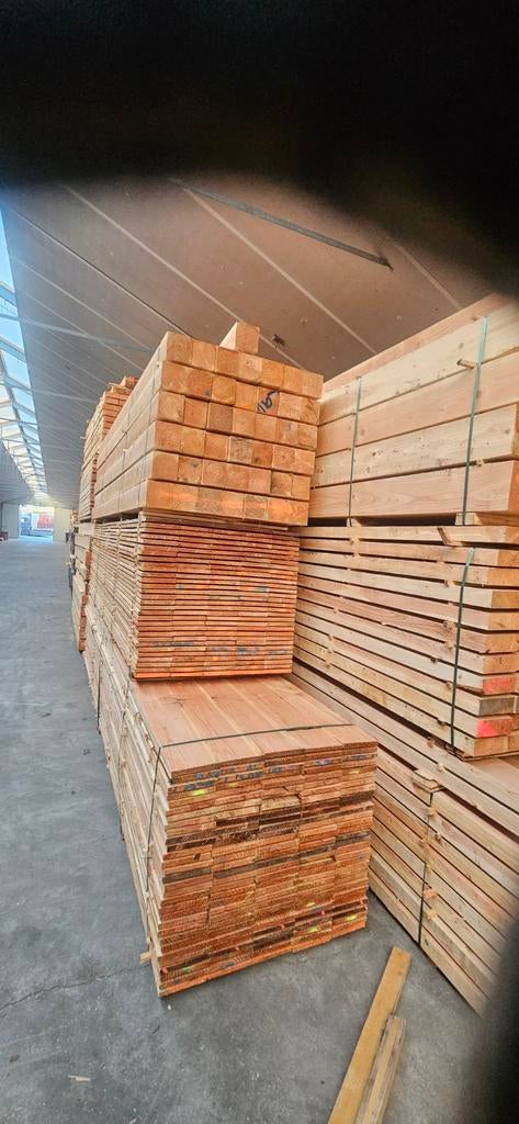 Te koop douglas gordingen balken scherpe prijzen!! 7x17cm, Tuin en Terras, Palen, Balken en Planken, Nieuw, Planken, 250 cm of meer