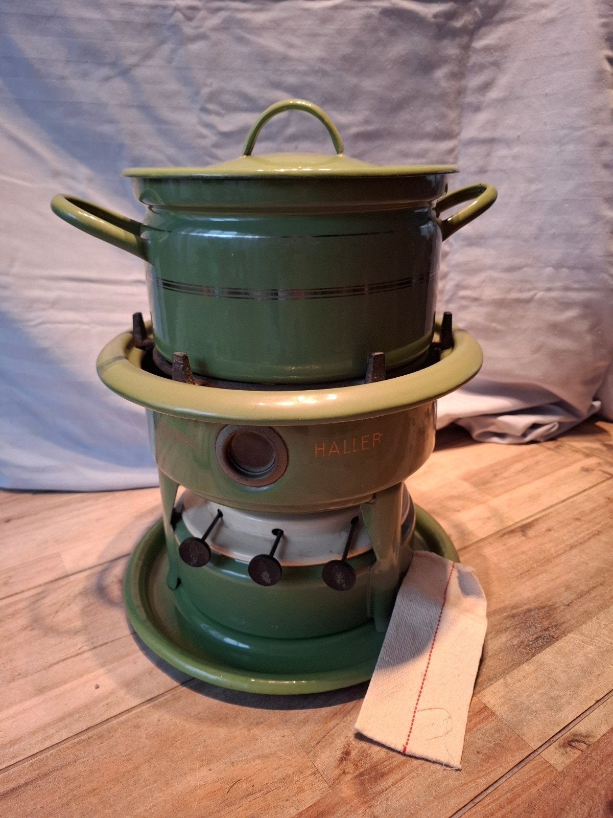 Vintage Haller Oliestel, 3 pitten met Soeppan - Groen Emaill, Ophalen