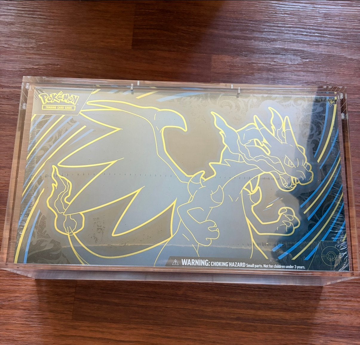 Mega Charizard UPC (inc acryl), Ophalen of Verzenden