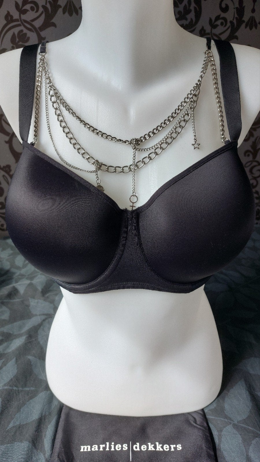Marlies Dekkers BH 85E - Zwart met kettingdetails, Kleding | Dames, Ondergoed en Lingerie, Marlies Dekkers, Verzenden, Zwart, BH