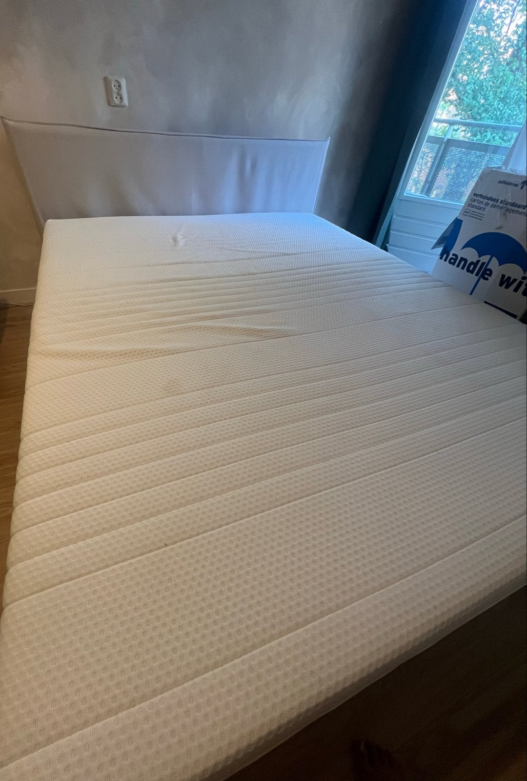 IKEA bed inclusief matras - 160x200, Ophalen, Gebruikt, Wit, Tweepersoons