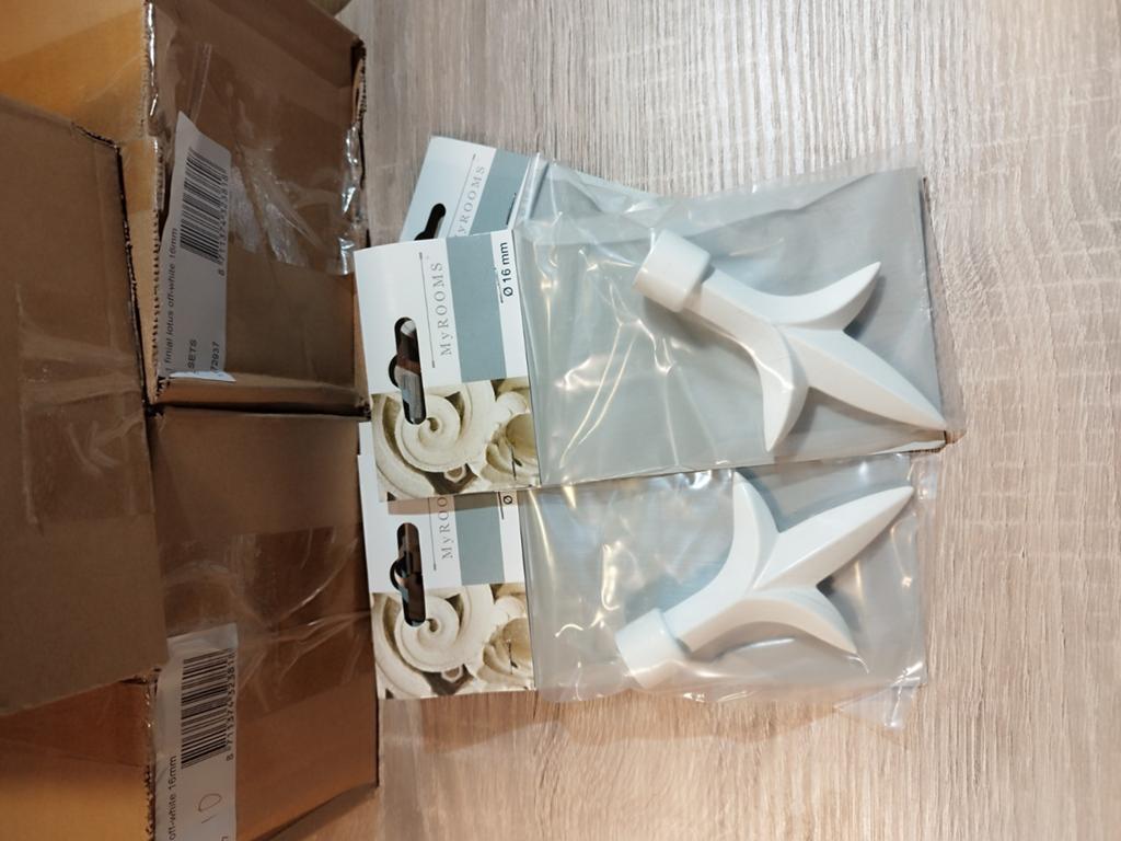 Partij MyRooms eindknop Lotus Blad Off-White 16mm, Ophalen of Verzenden, Nieuw, Crème, Minder dan 100 cm