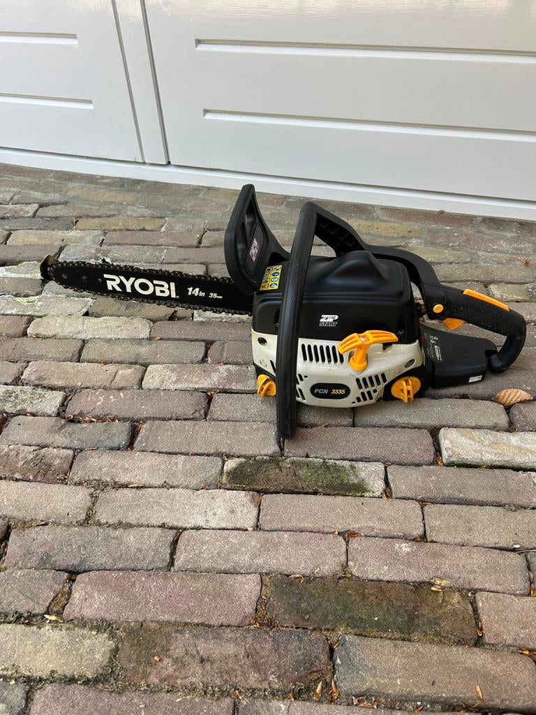 Zgan RYOBI  motor kettingzaag 33cc, Ophalen, Zo goed als nieuw