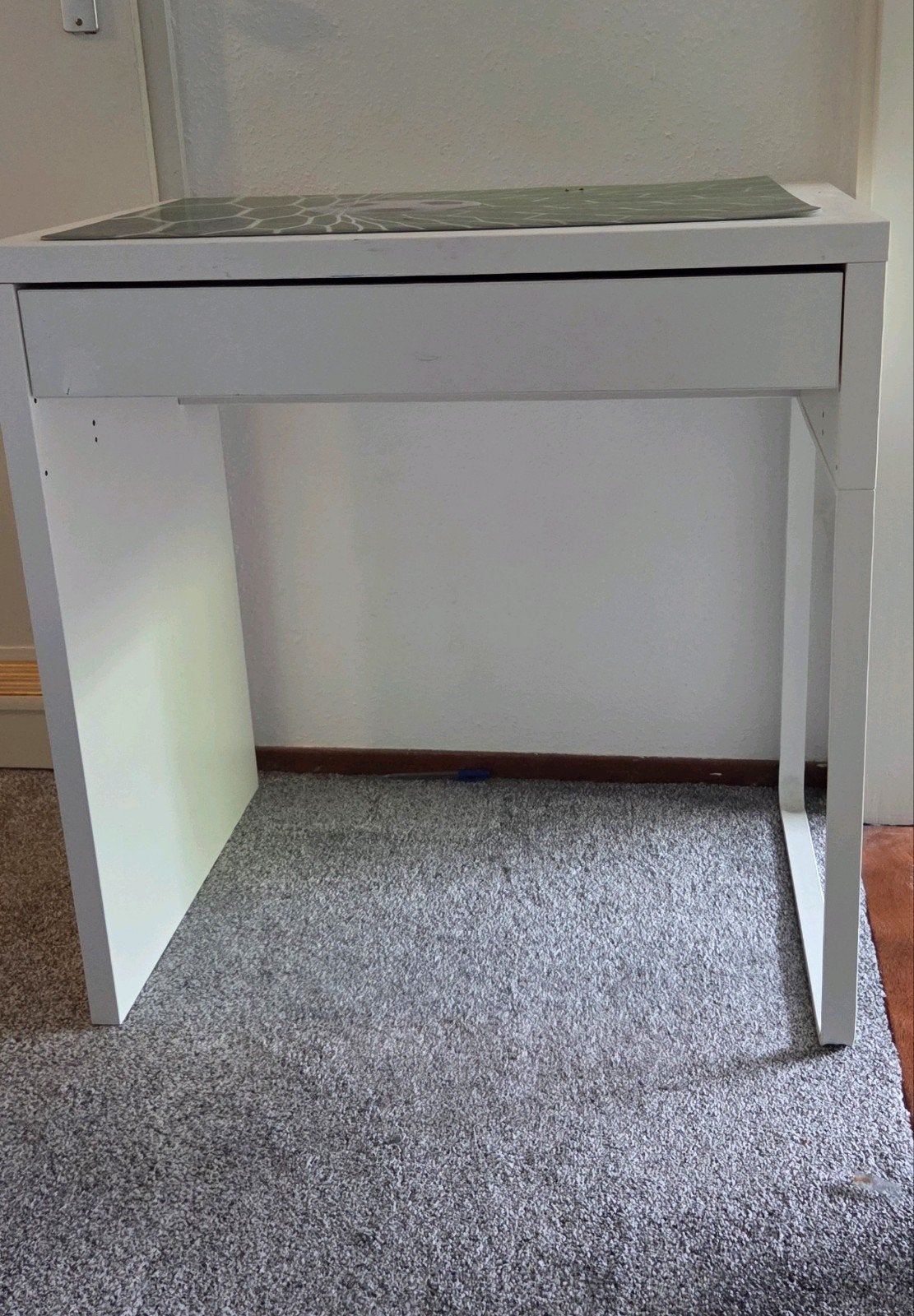 Wit kinderbureau met bureaustoel., Huis en Inrichting, Bureaus, Ophalen, 50 cm, IKEA, Wit