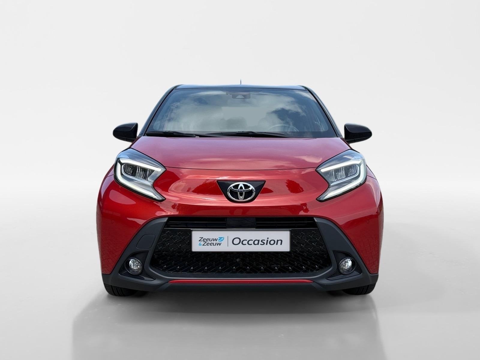 Toyota Aygo X 72PK VVT-i S-CVT Premium Automaat | 1e eigenaa, 12 maanden, Gebruikt, 4 stoelen, Leder en Stof
