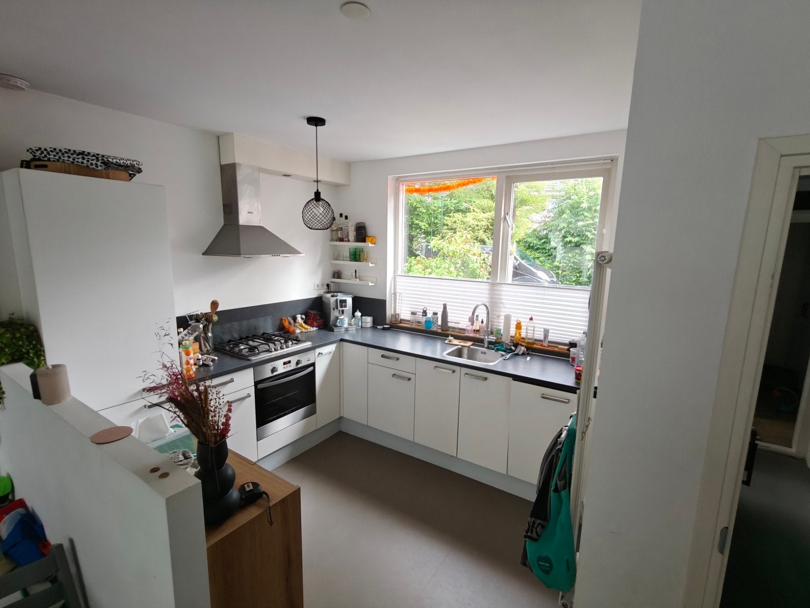 Complete Brugman hoekkeuken met Zanussi apparatuur, Huis en Inrichting, Keuken | Complete keukens, Ophalen, Gebruikt, Wit, Hoekkeuken
