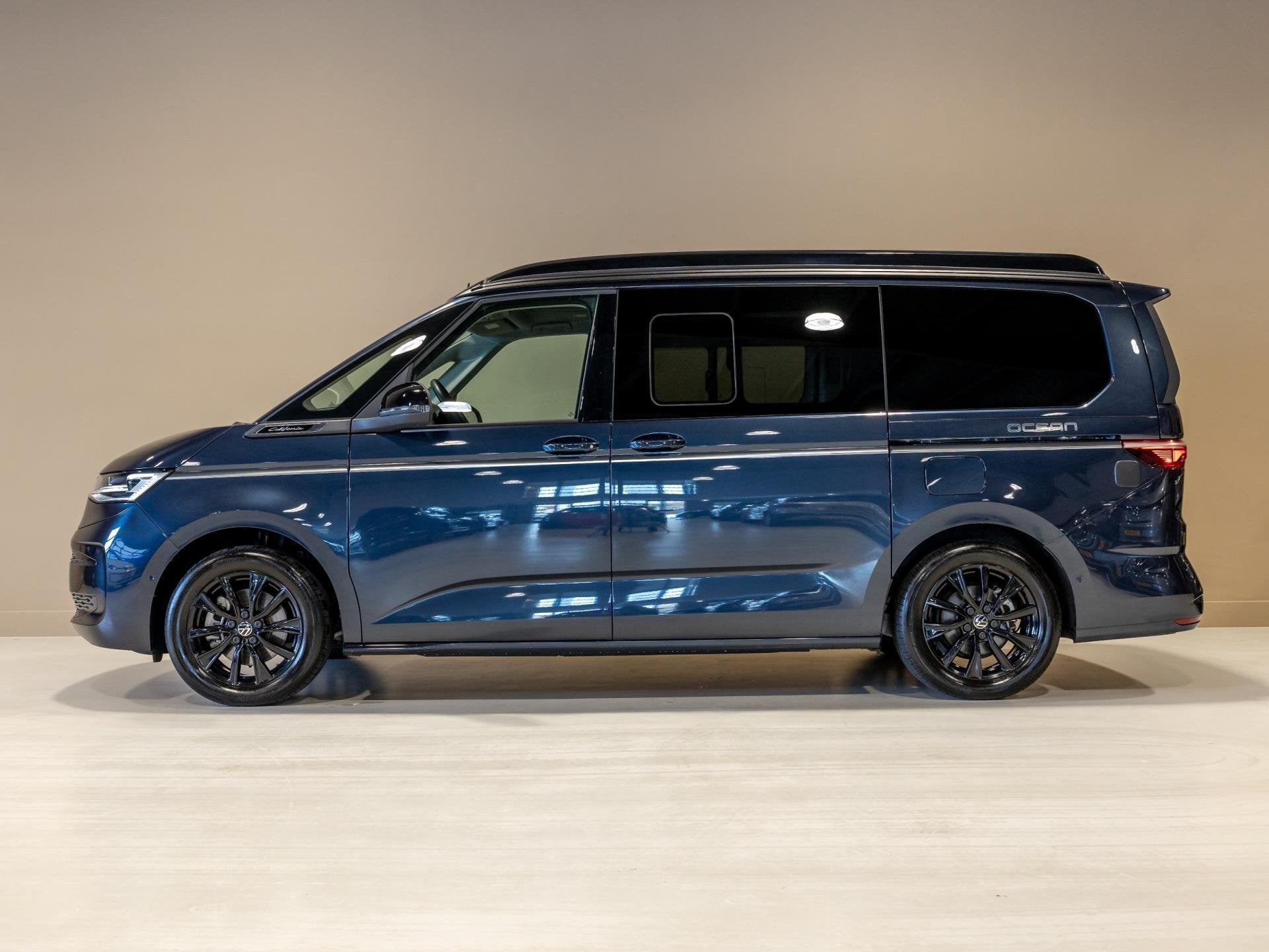 Volkswagen California Ocean eHybrid 4Motion / 245pk / Trekha, Caravans en Kamperen, Automaat, Buscamper of Camperbus, Volkswagen