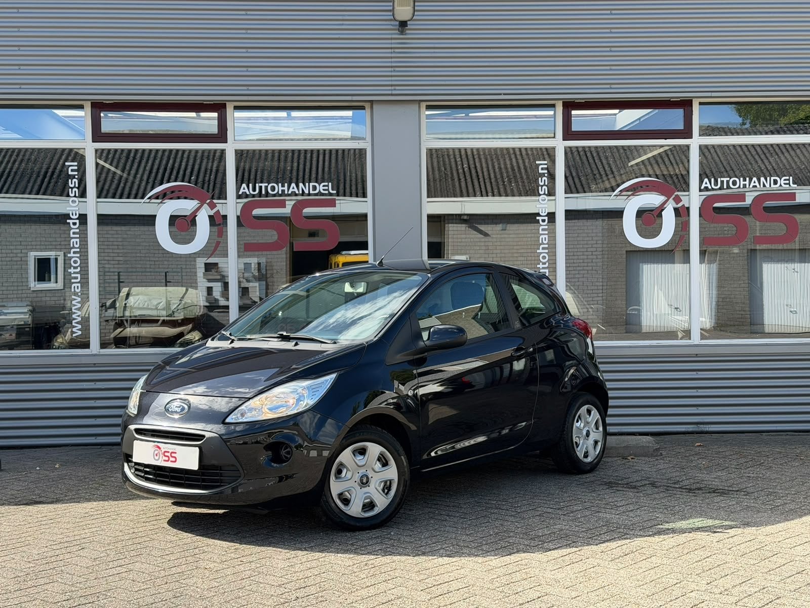 Ford Ka 1.2 Style start/stop | AIRCO NIEUWE APK | (bj 2014), Voorwielaandrijving, Gebruikt, 4 cilinders, 4 stoelen