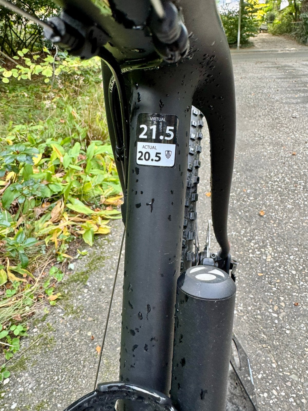 Foto 8 van Trek Superfy 9.6 Carbon Mountainbike